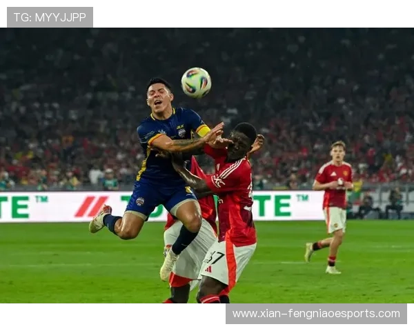 足球明星之间的深厚友谊与竞争关系解析：从场内到场外的情谊与博弈