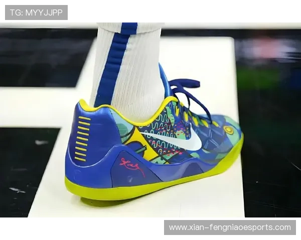 高帮足球鞋助力球星赛场表现全面解析